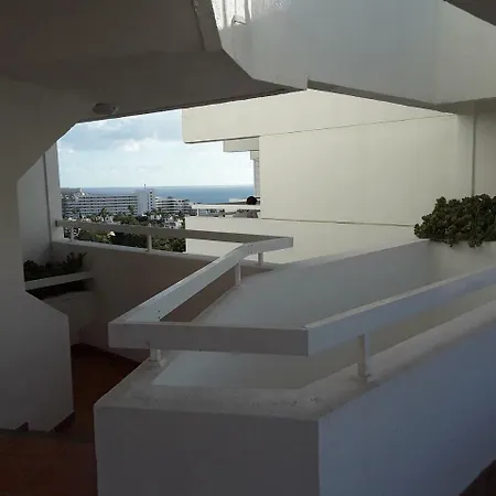Venezuela Apartment *